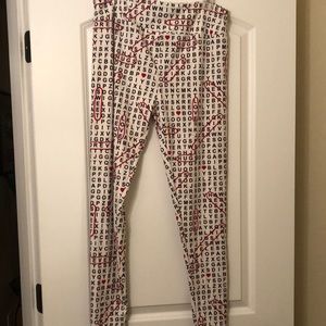 Lularoe valentine’s crossword leggings. Tall & Curvy. Like new condition